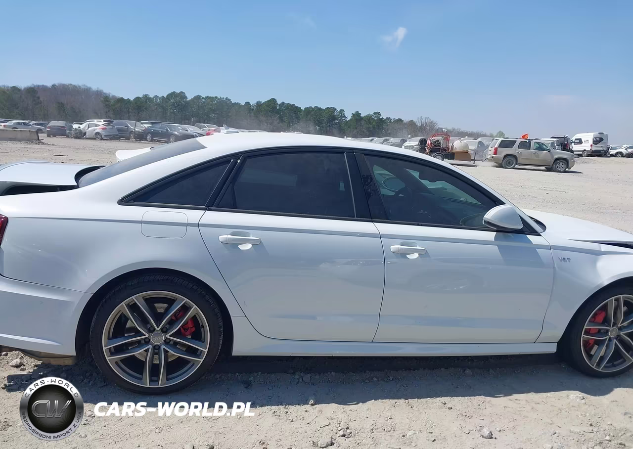 2018 Audi S6 4.0T Premium Plus VIN:WAUFFAFCXJN103766 - 13