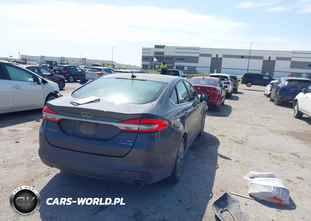 2017 Ford Fusion Hybrid Se VIN:3FA6P0LU8HR145048 - 4