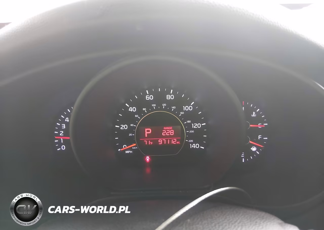 2014 Kia Soul + VIN:KNDJP3A53E7010970 - 7