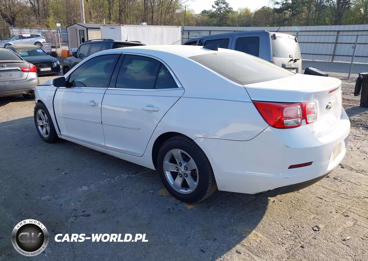 2015 Chevrolet Malibu Ls VIN:1G11B5SL7FF185990 - 3