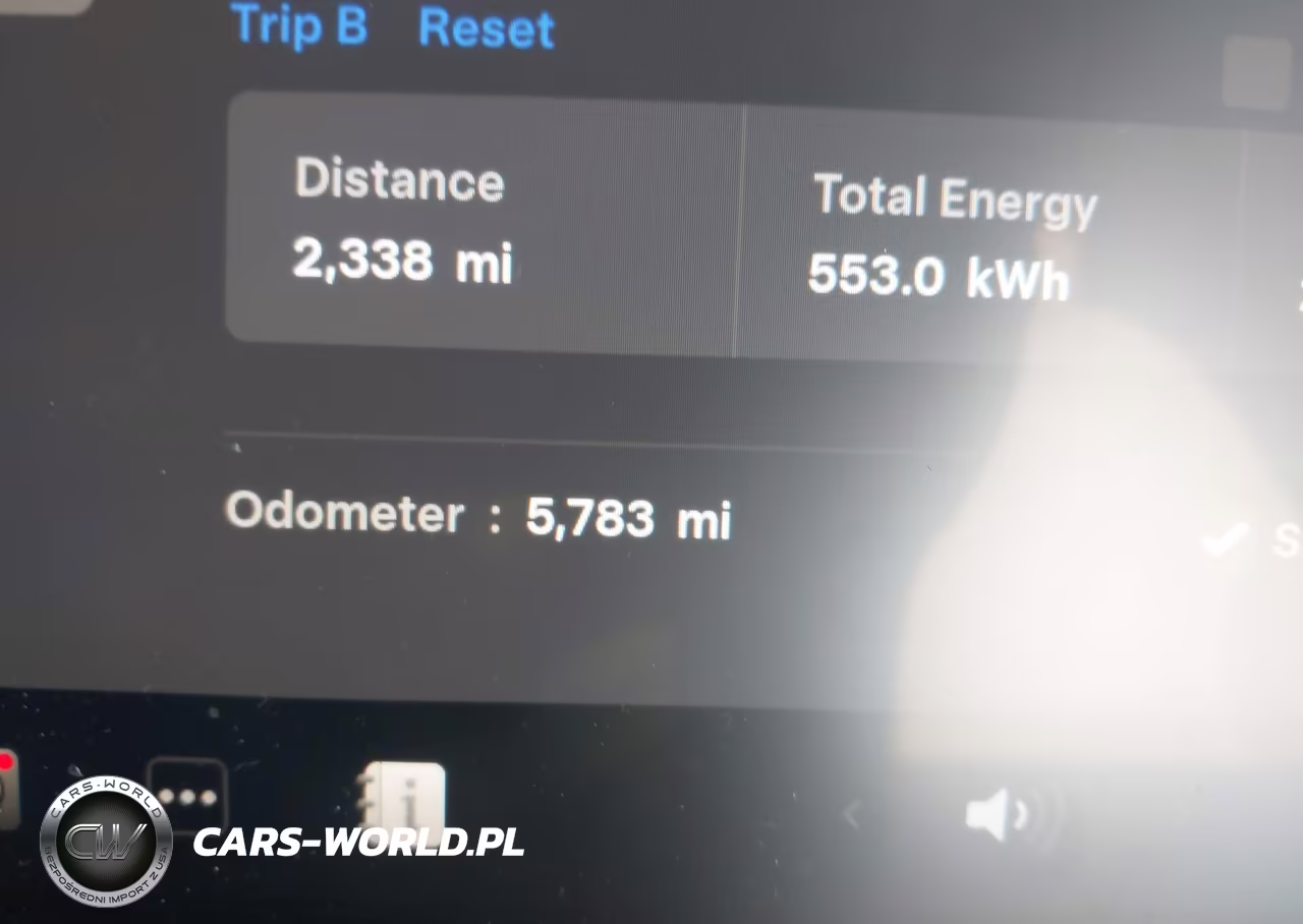 2025 Tesla Model 3 Long Range Rear-Wheel Drive-Standard Rear-Wheel Drive VIN:5YJ3E1EA7SF925644 - 14