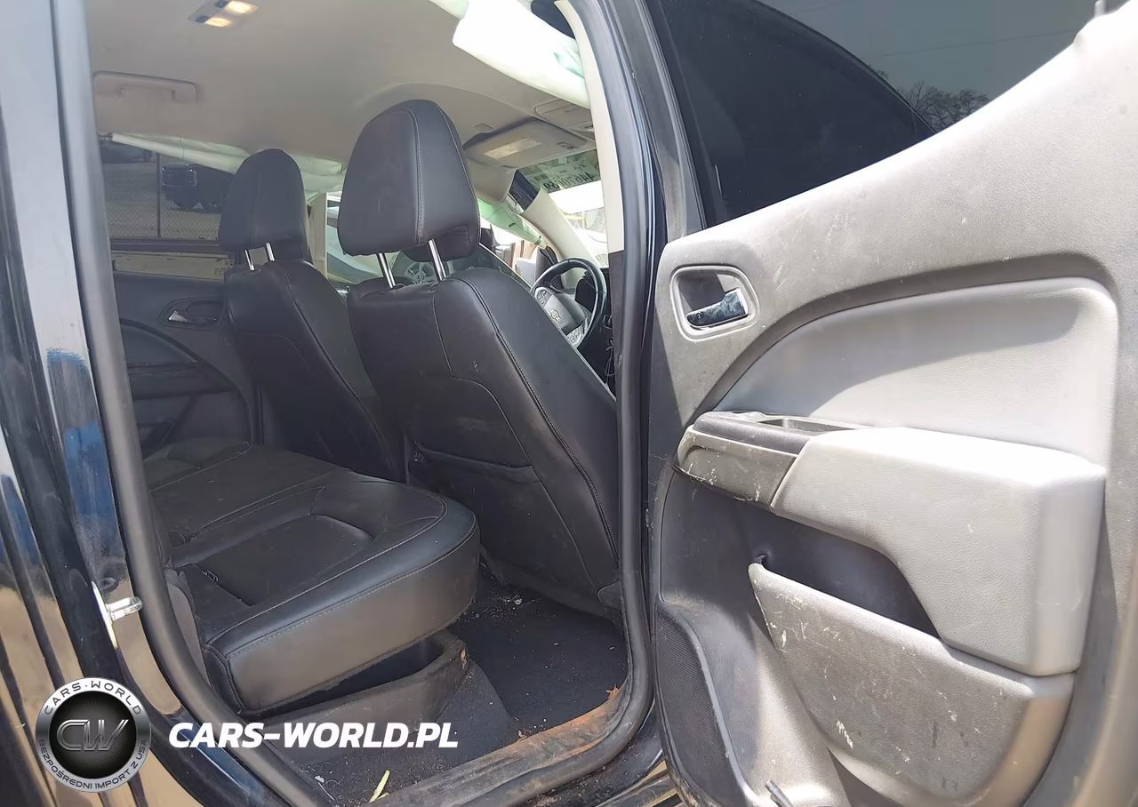 2019 Chevrolet Colorado Z71 VIN:1GCGTDEN8K1357795 - 8