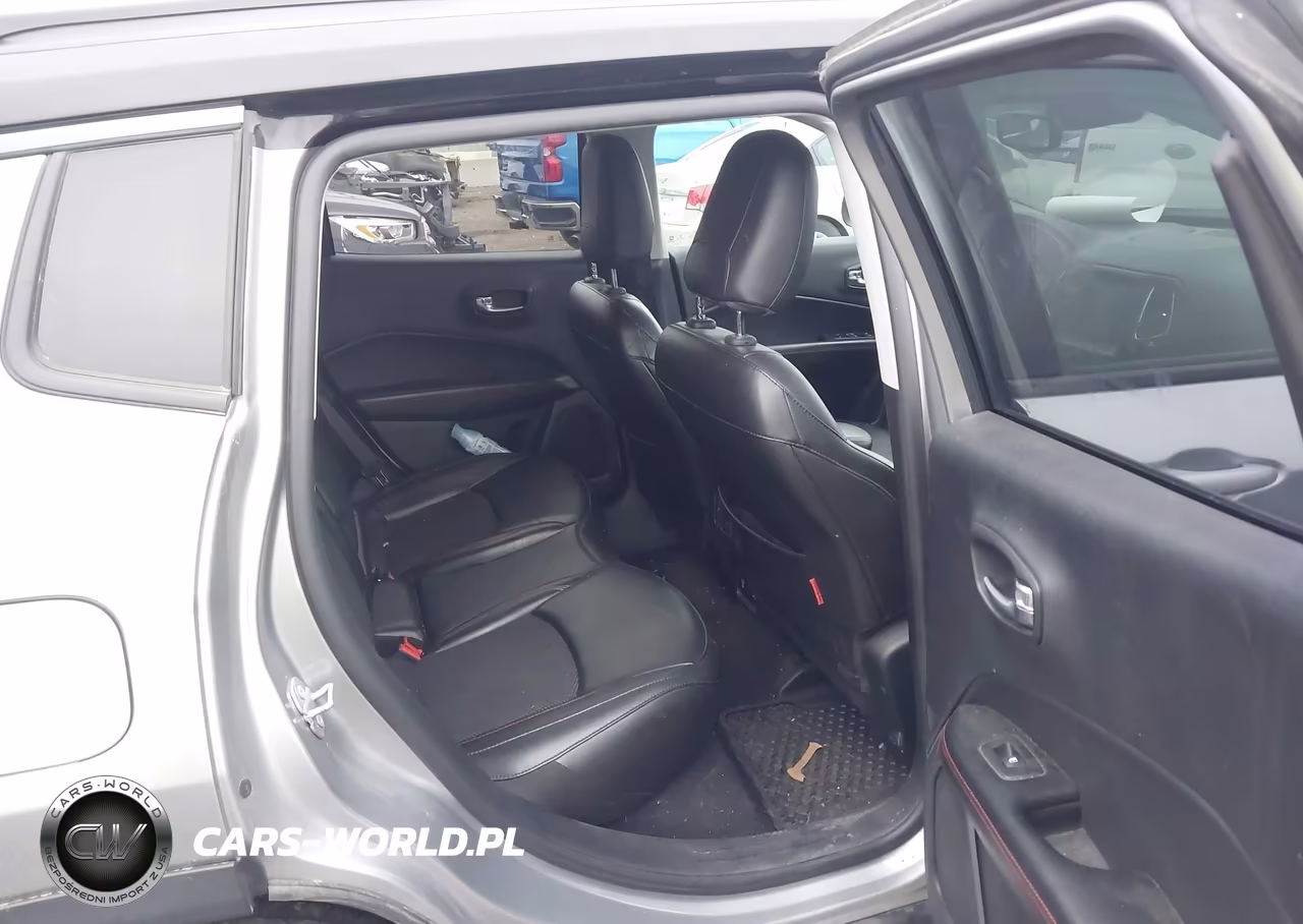 2020 Jeep Compass Trailhawk 4X4 VIN:3C4NJDDB1LT163270 - 8