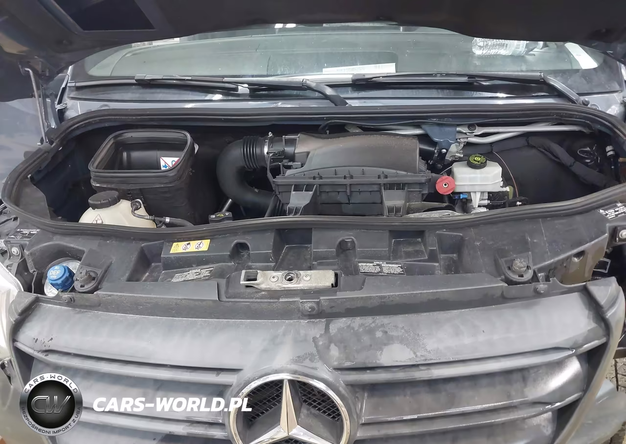 2019 Mercedes-Benz Sprinter 2500 High Roof V6 VIN:WD4PF1CD8KP137012 - 10