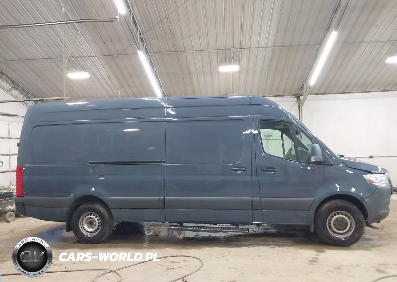 2019 Mercedes-Benz Sprinter 2500 High Roof V6 VIN:WD4PF1CD8KP137012 - 13
