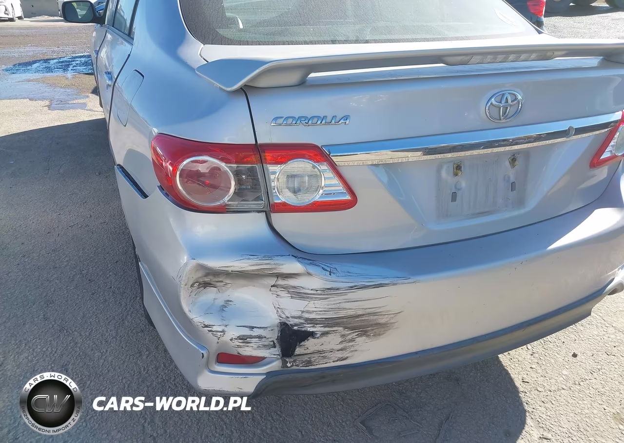2011 Toyota Corolla S VIN:2T1BU4EE9BC568359 - 13