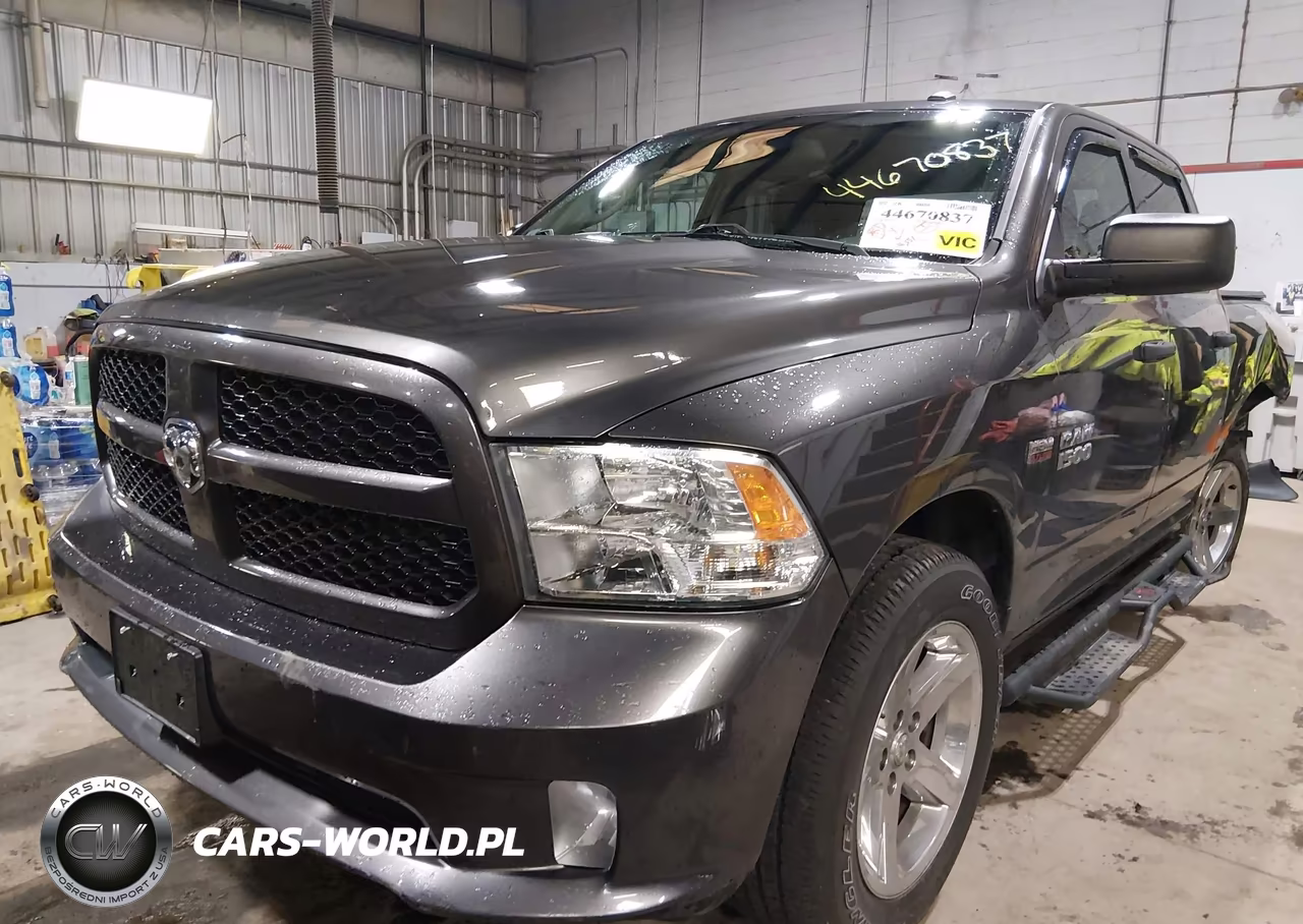 2017 Ram 1500 Express 4X4 5'7 Box VIN:3C6RR7KT0HG582483 - 2