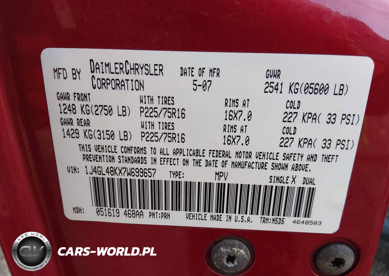 2007 Jeep Liberty Sport VIN:1J4GL48KX7W699657 - 9