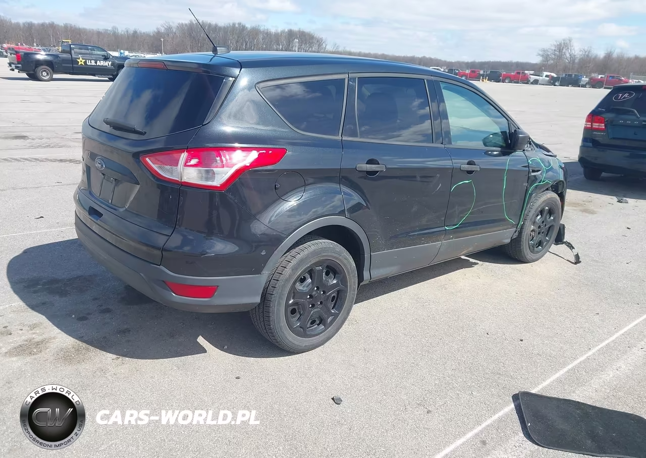 2015 Ford Escape S VIN:1FMCU0F70FUA29162 - 4