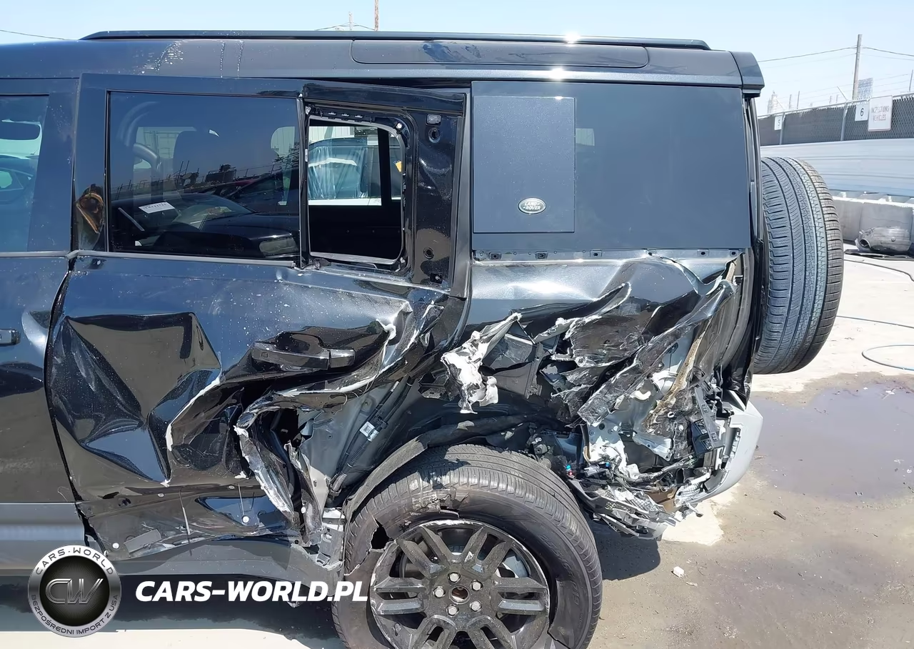 2024 Land Rover Defender 110 P400 S VIN:SALEJ7EU6R2288267 - 6