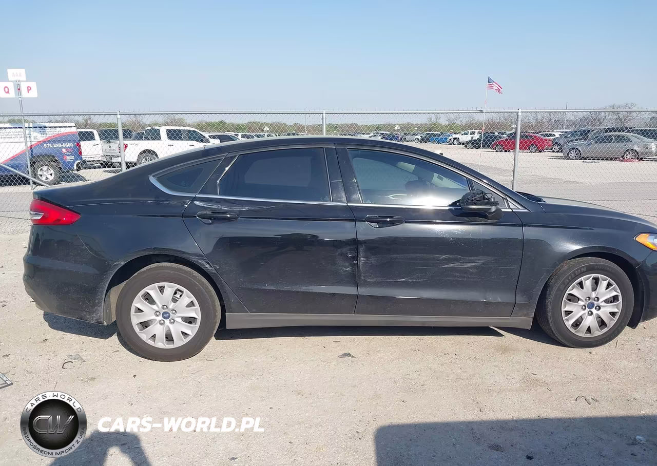 2020 Ford Fusion S VIN:3FA6P0G78LR234907 - 13