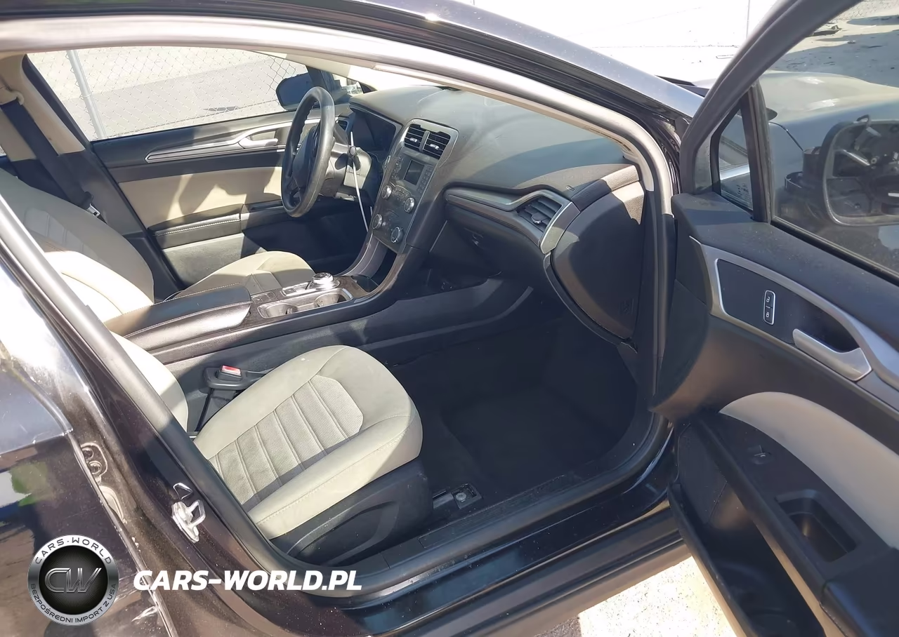 2020 Ford Fusion S VIN:3FA6P0G78LR234907 - 5