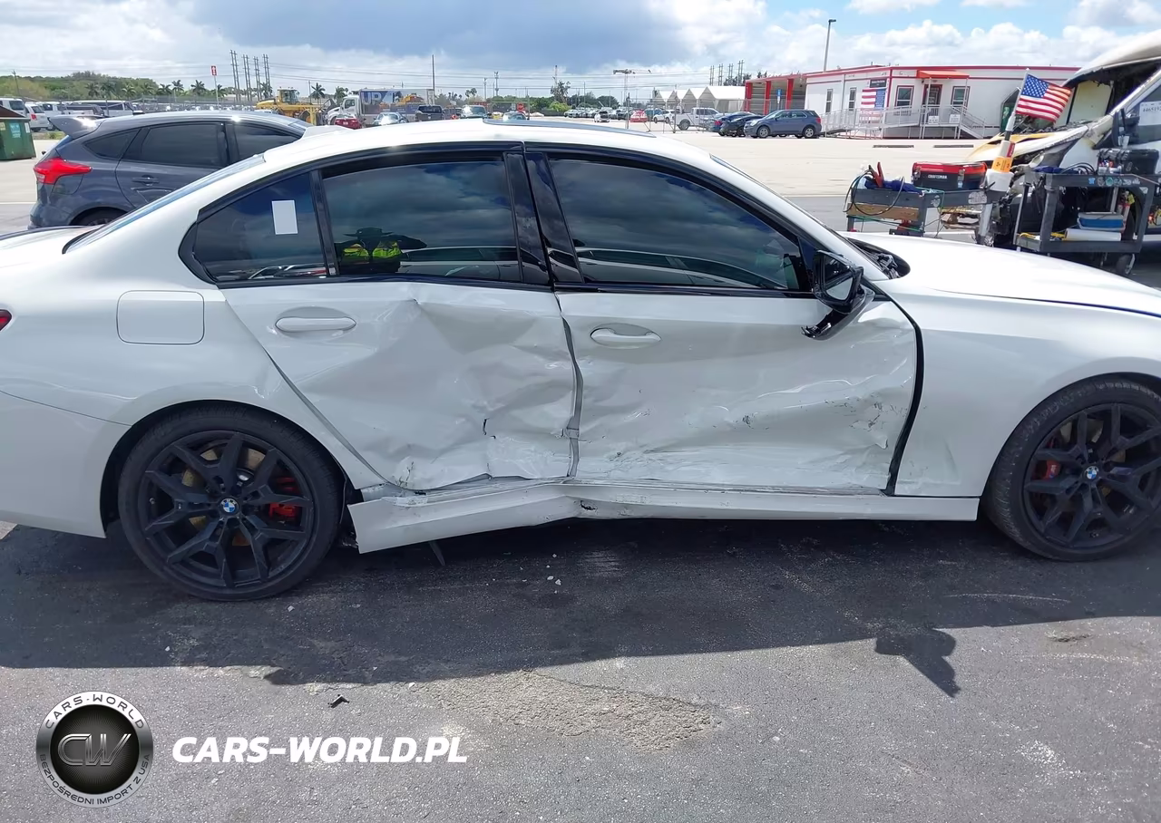 2025 BMW 330I VIN:3MW69CW01S8F76937 - 6