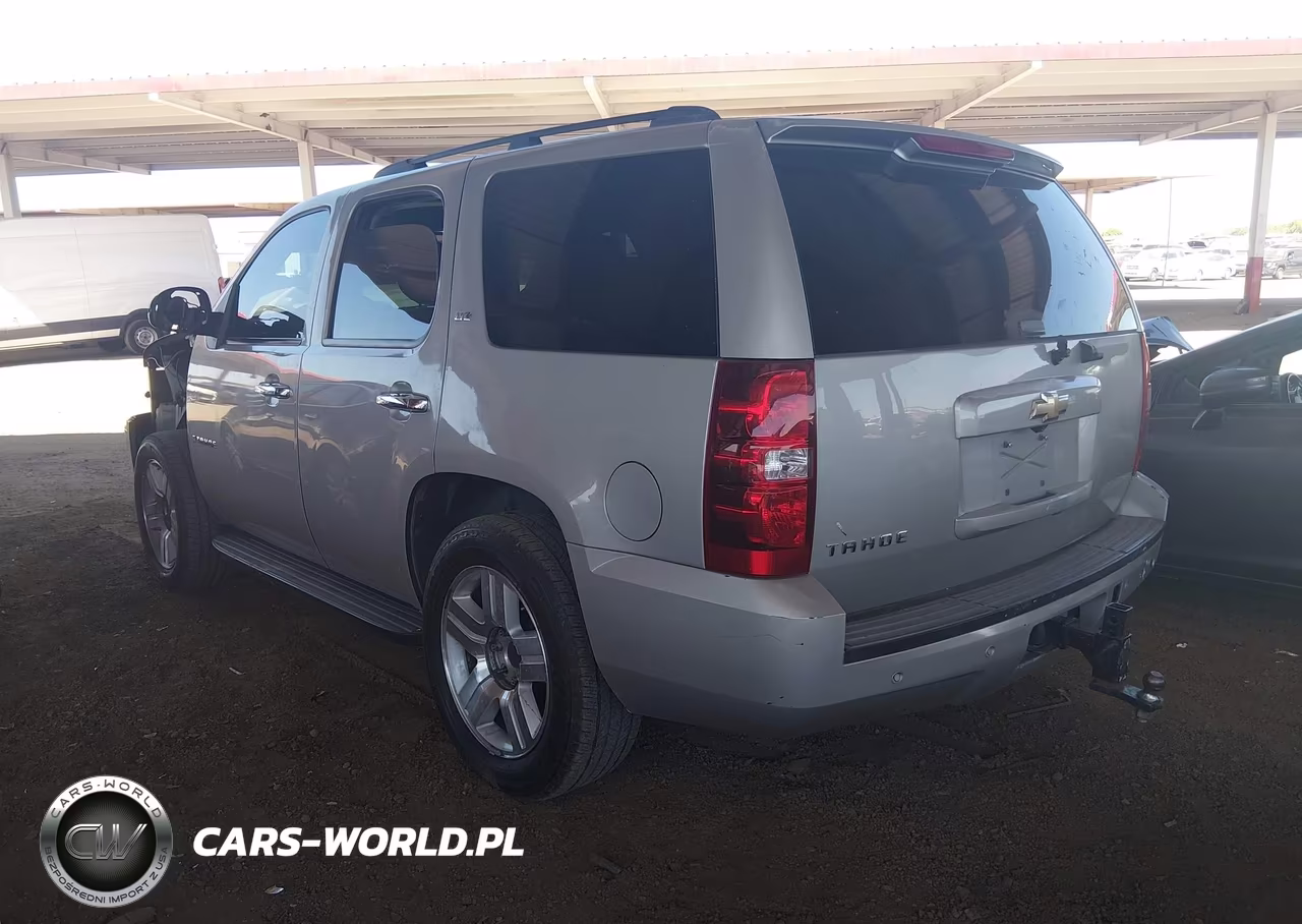 2008 Chevrolet Tahoe Ltz VIN:1GNFC13058R121043 - 3