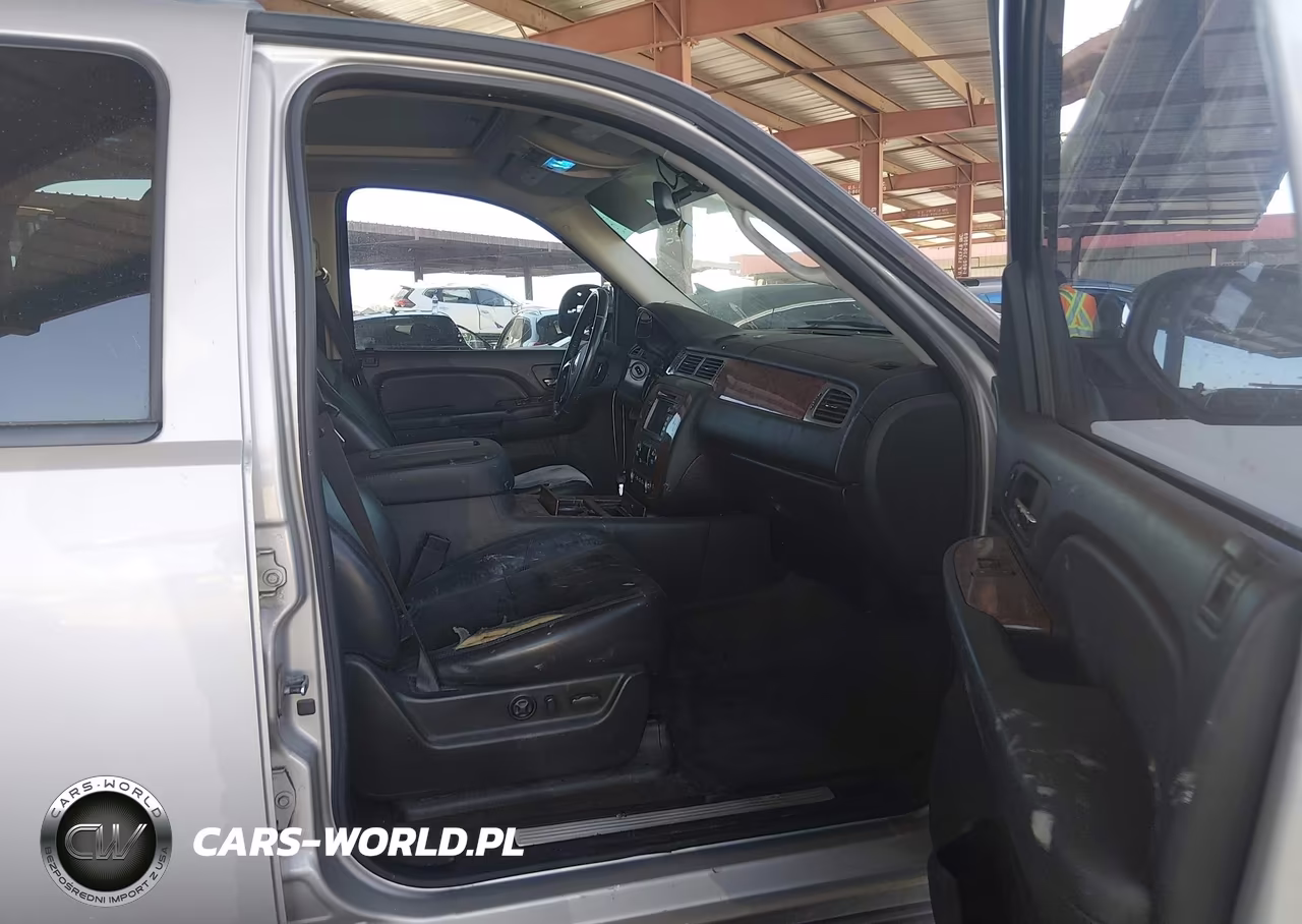 2008 Chevrolet Tahoe Ltz VIN:1GNFC13058R121043 - 5