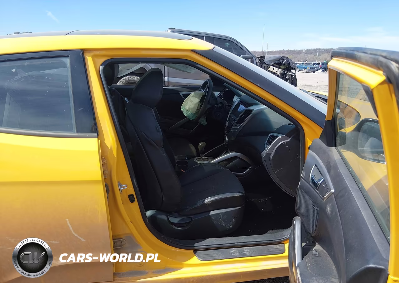 2016 Hyundai Veloster VIN:KMHTC6AD9GU291041 - 5
