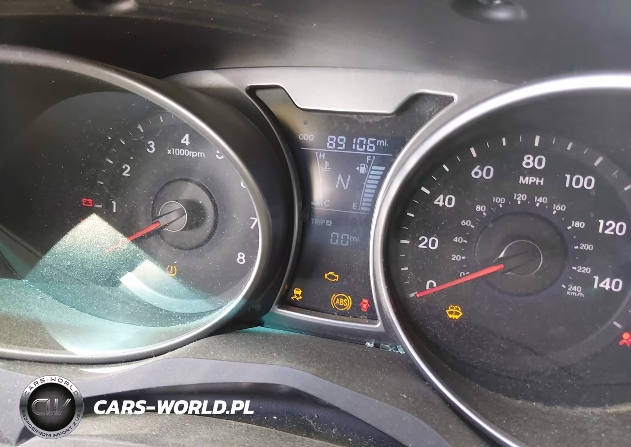 2016 Hyundai Veloster VIN:KMHTC6AD9GU291041 - 7