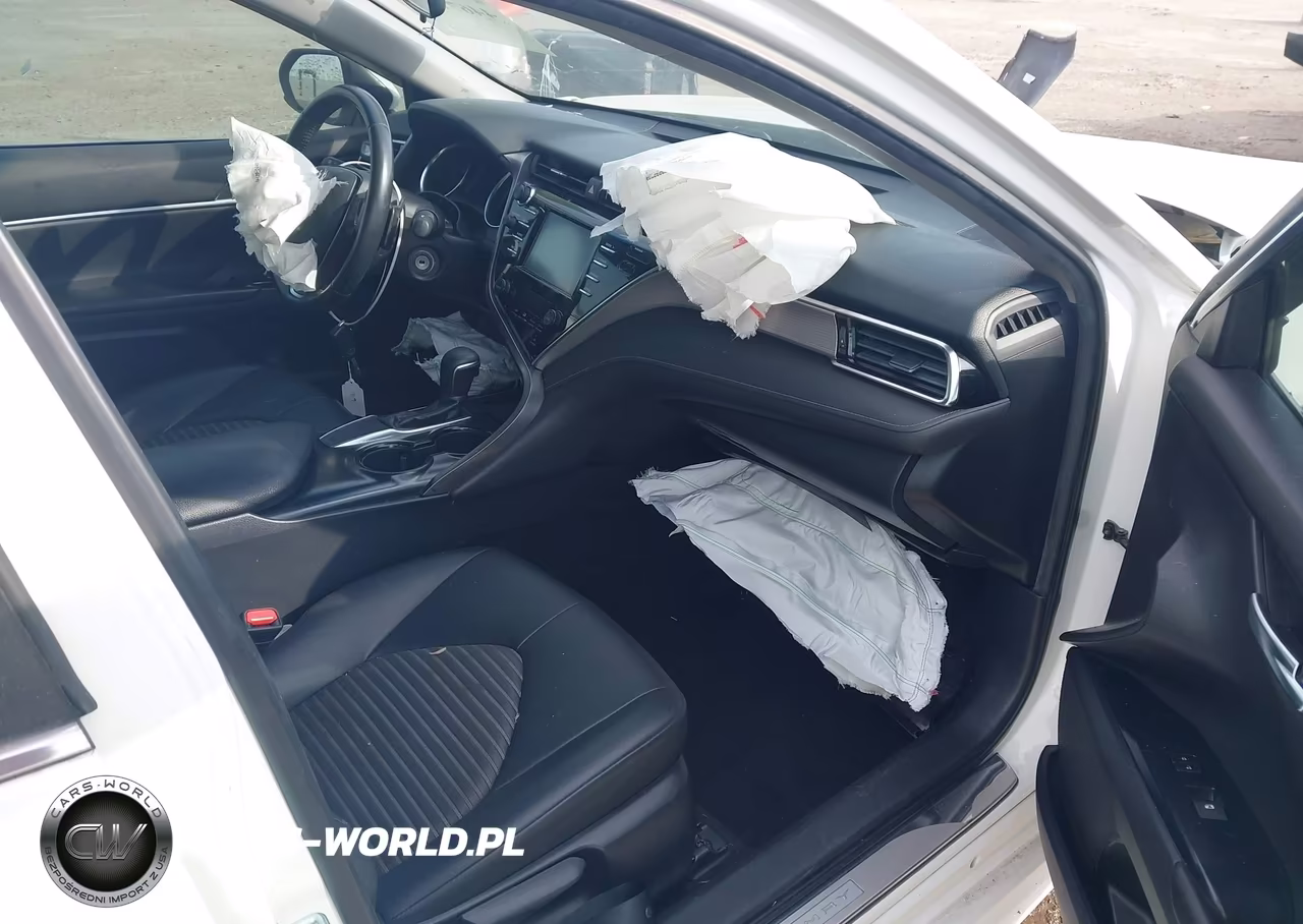 2018 Toyota Camry Se VIN:JTNB11HK6J3032996 - 5