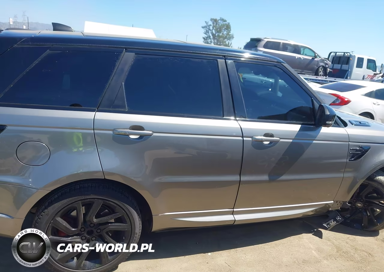 2018 Land Rover Range Rover Sport Supercharged-Supercharged Dynamic VIN:SALWR2RE4JA811010 - 13
