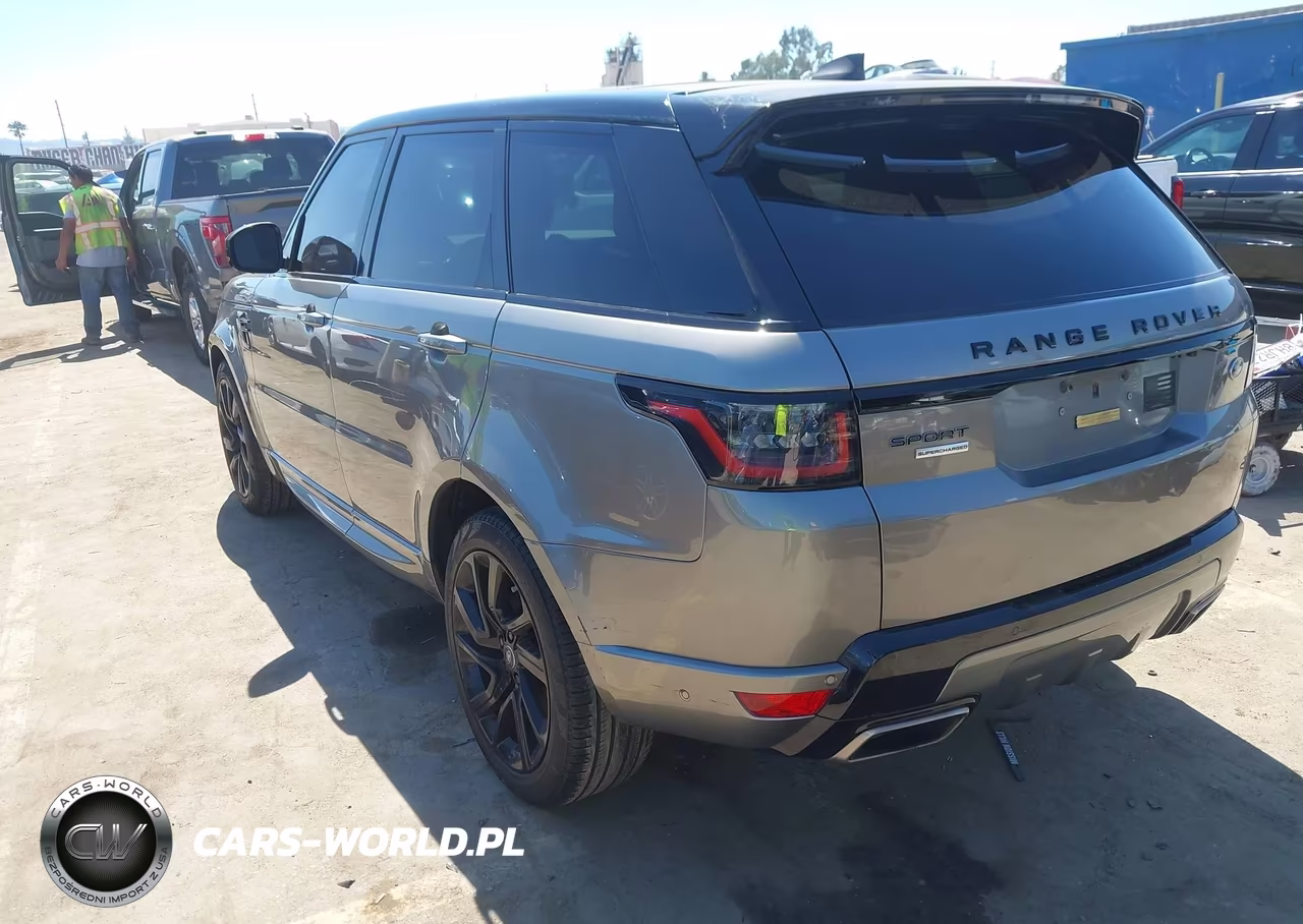 2018 Land Rover Range Rover Sport Supercharged-Supercharged Dynamic VIN:SALWR2RE4JA811010 - 3