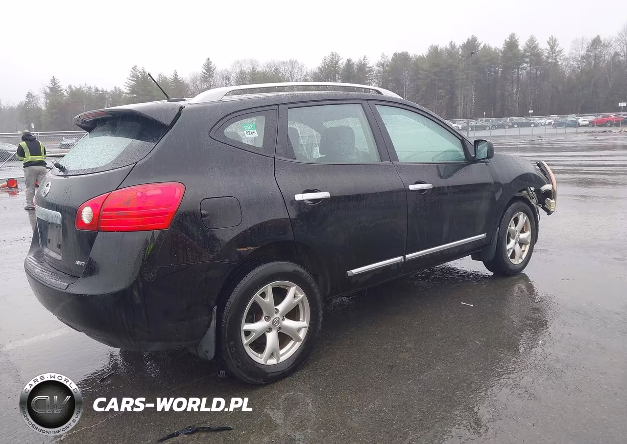 2015 Nissan Rogue Select S VIN:JN8AS5MV4FW258162 - 4