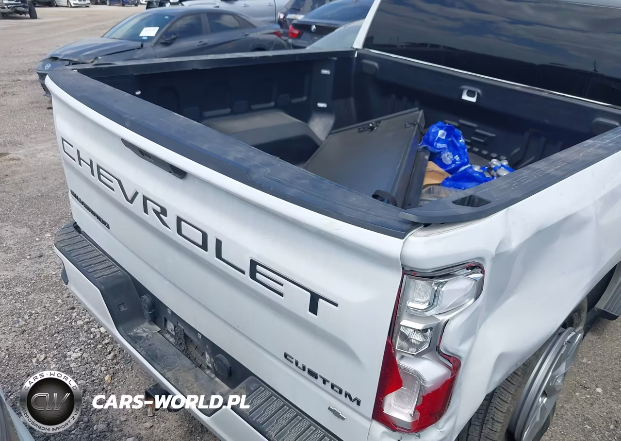 2021 Chevrolet Silverado 1500 2Wd Short Bed Custom VIN:1GCPWBEH8MZ115177 - 4