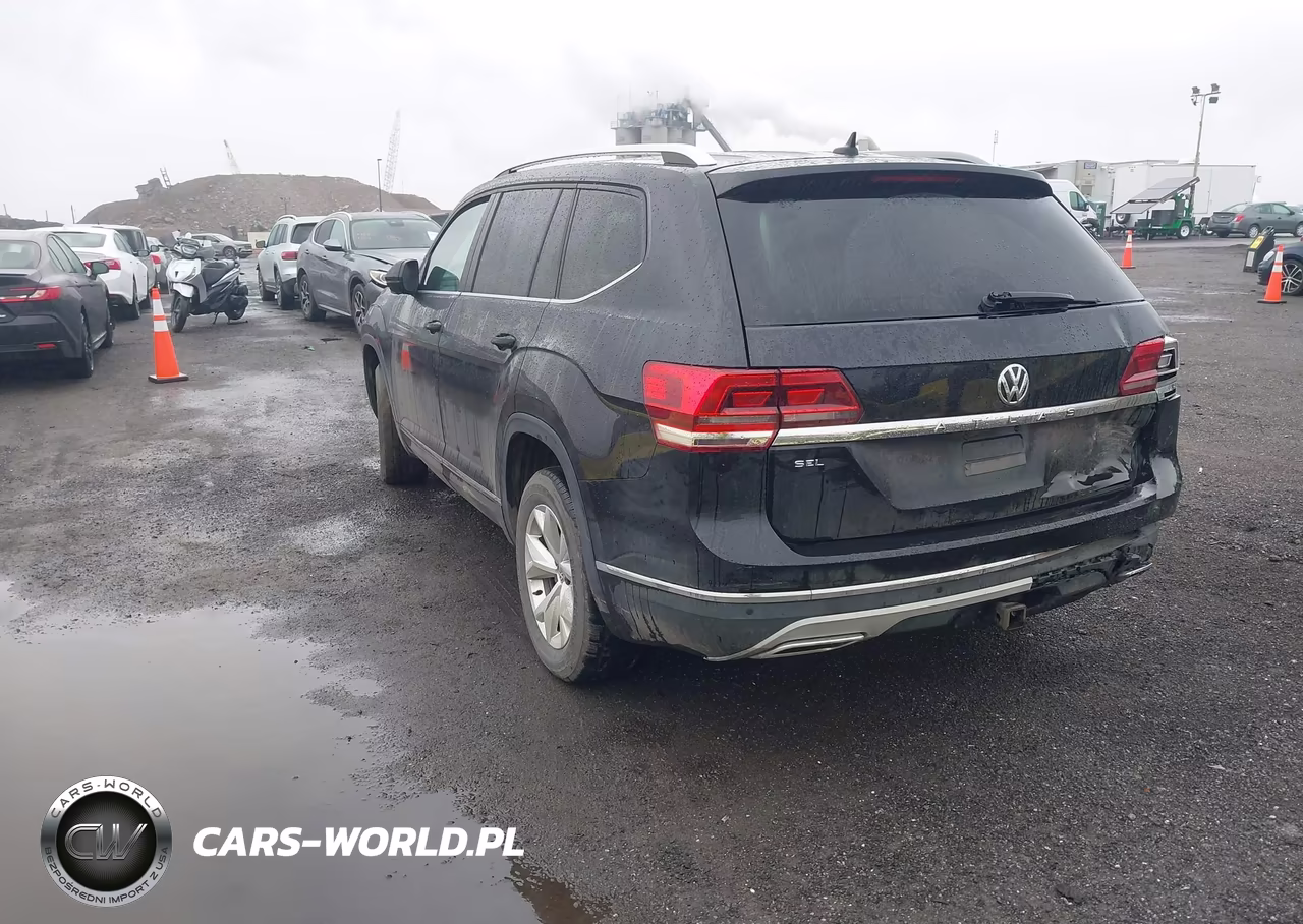 2018 Volkswagen Atlas 3.6L V6 Sel VIN:1V2MR2CA0JC574992 - 3