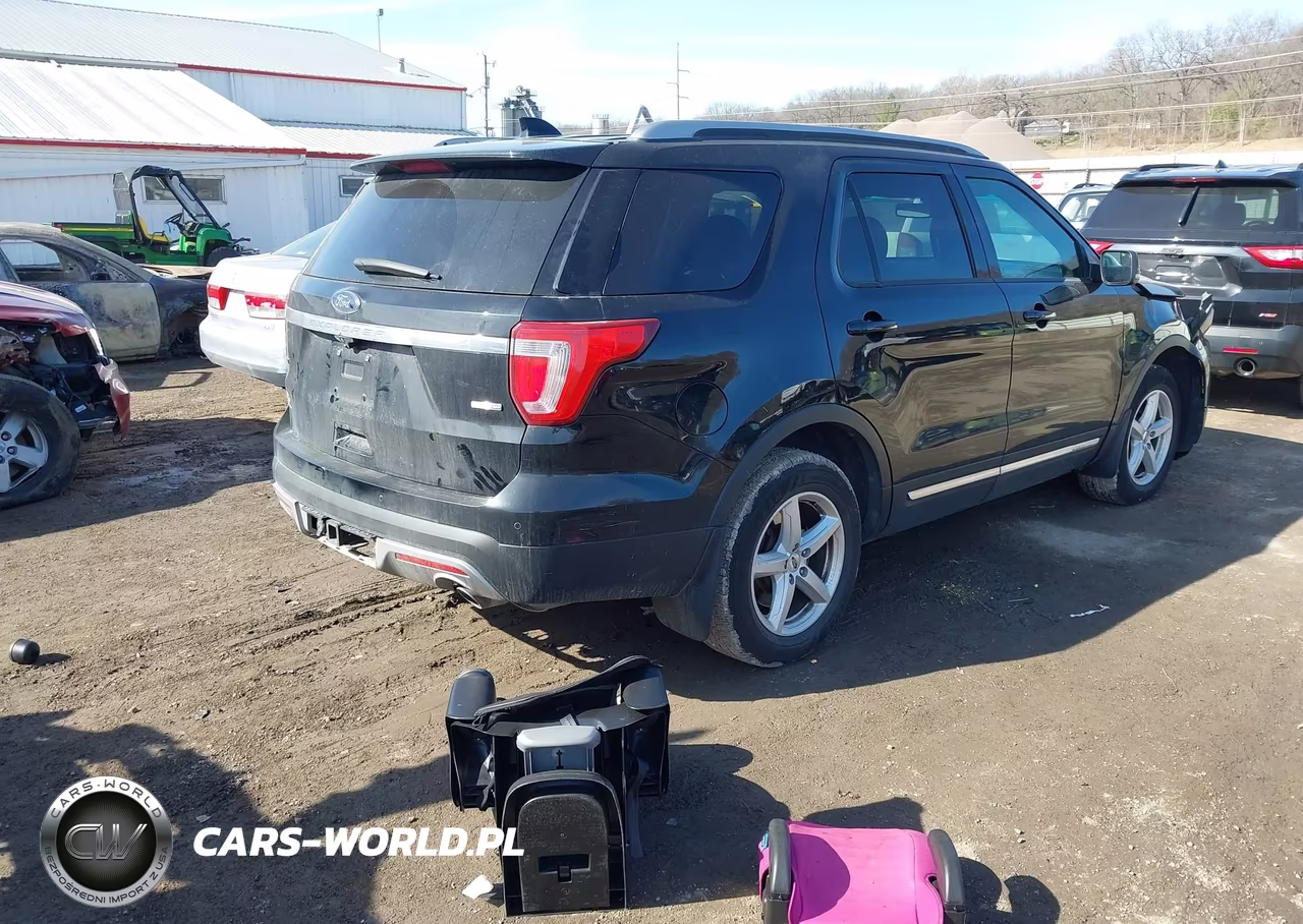 2016 Ford Explorer Xlt VIN:1FM5K8D8XGGA33146 - 4