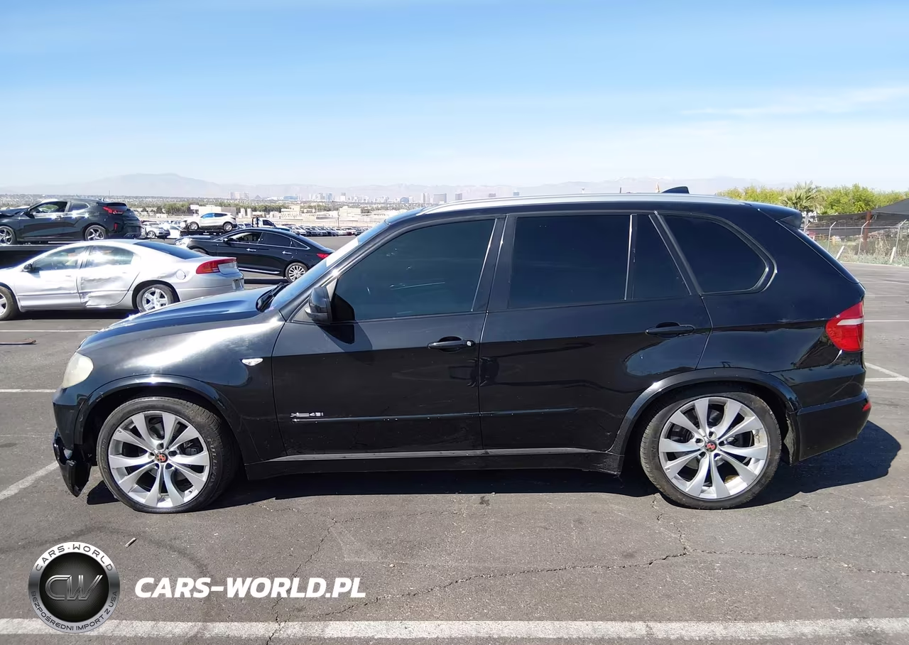 2010 BMW X5 xDrive48I VIN:5UXFE8C58AL311935 - 14