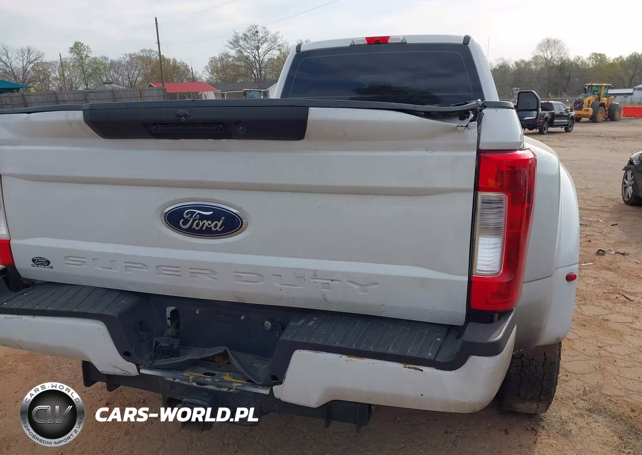 2019 Ford F350 King Ranch-Lariat-Limited-Platinum-Xl-Xlt VIN:1FT8W3DT5KEC48855 - 11