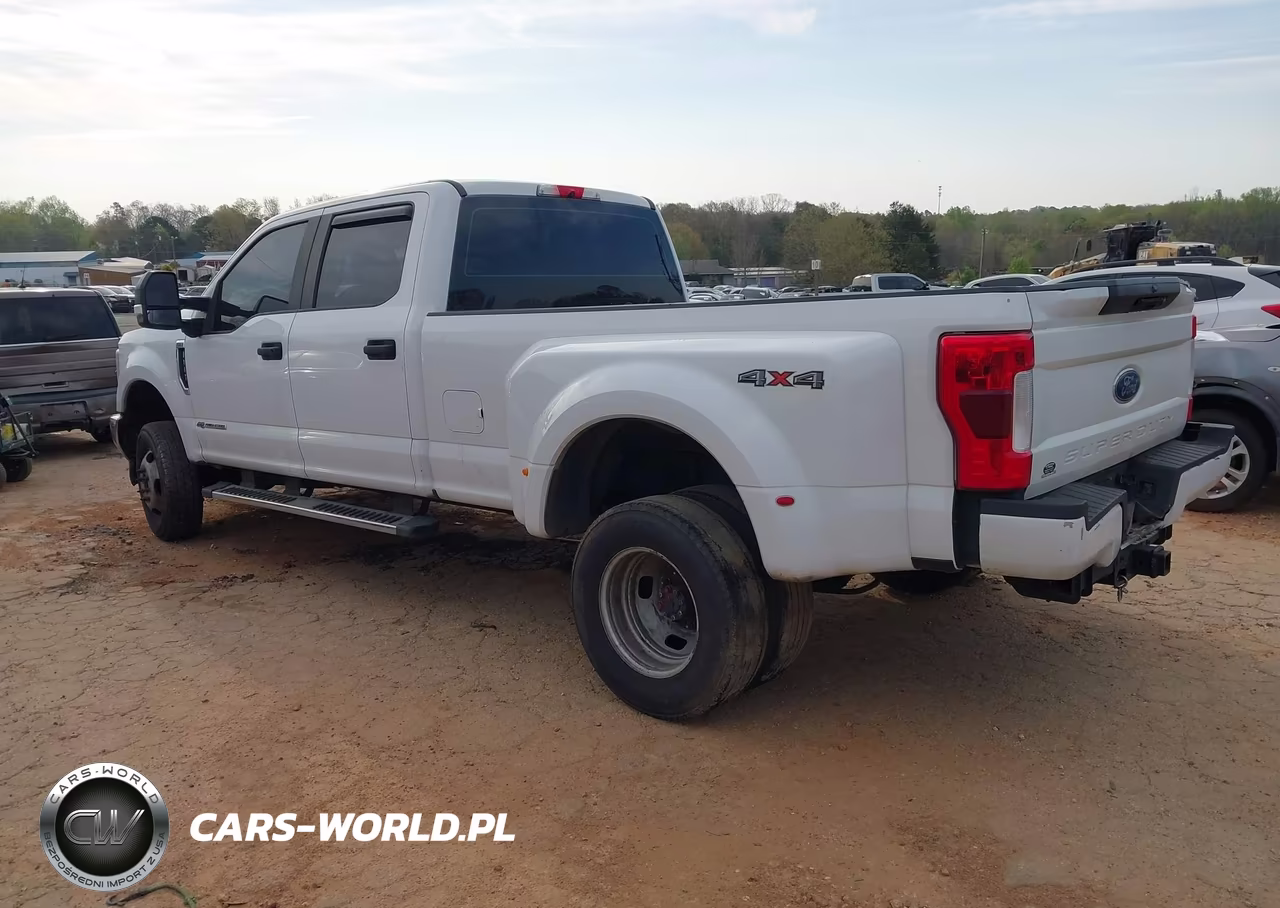 2019 Ford F350 King Ranch-Lariat-Limited-Platinum-Xl-Xlt VIN:1FT8W3DT5KEC48855 - 3