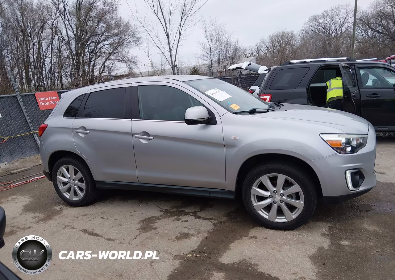 2015 Mitsubishi Outlander Sport Se VIN:4A4AR4AU1FE039493 - 13