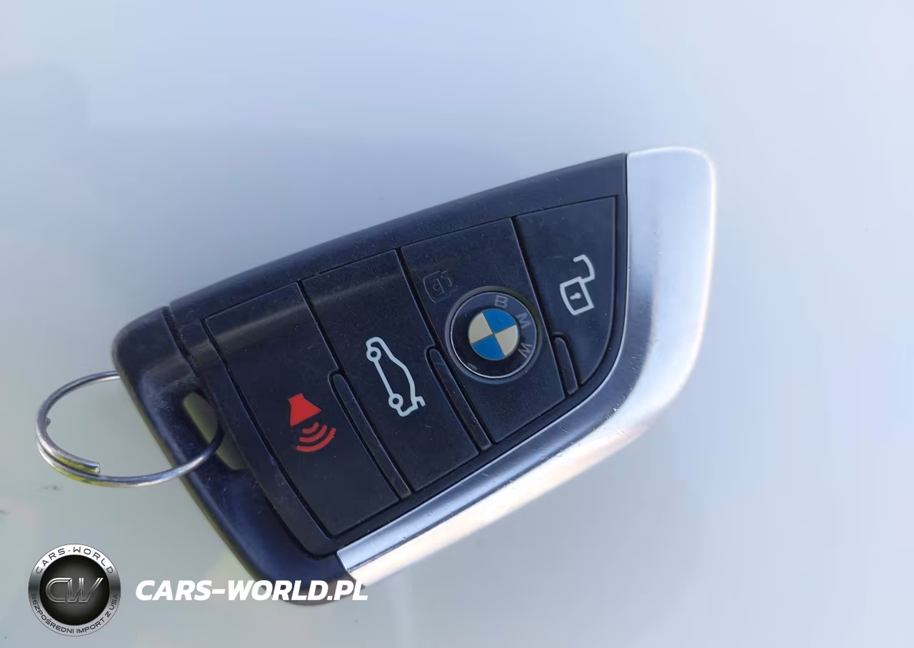 2022 BMW 330I VIN:3MW5R1J04N8C58421 - 11