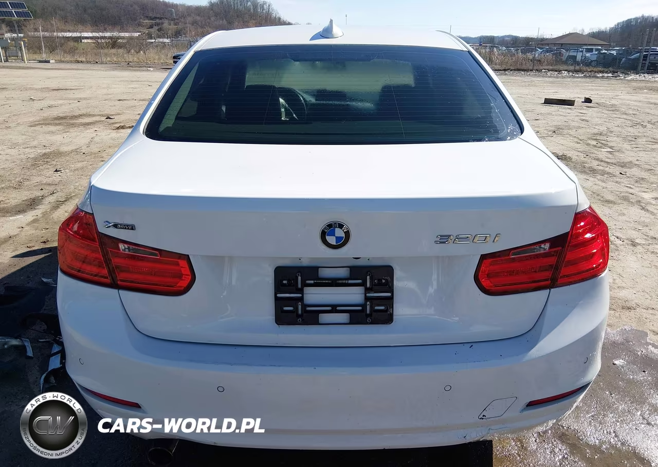 2015 BMW 320I xDrive VIN:WBA3C3G58FNS75471 - 17