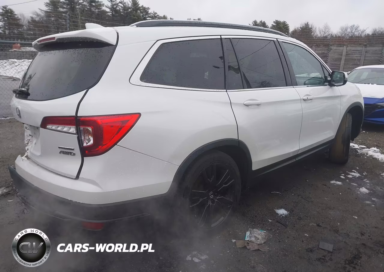 2021 Honda Pilot Awd Special Edition VIN:5FNYF6H2XMB008950 - 4