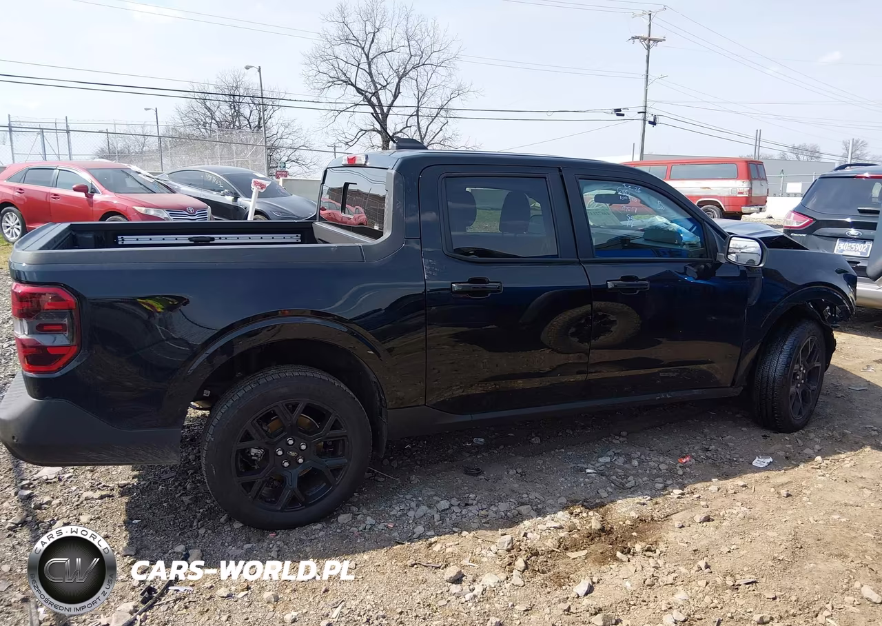 2025 Ford Maverick Lariat VIN:3FTTW8SA3SRA89517 - 14