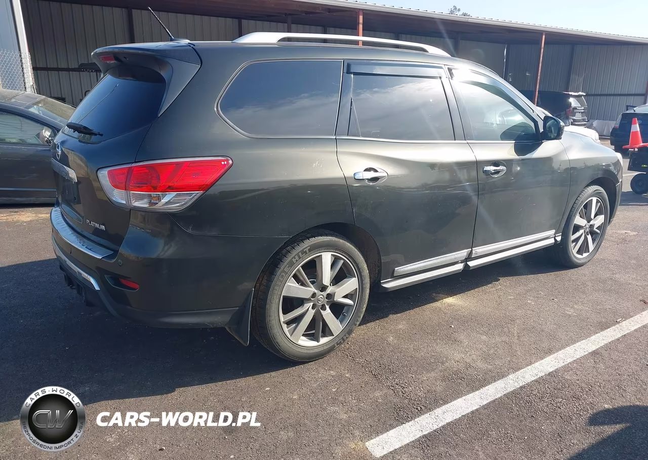 2015 Nissan Pathfinder Platinum VIN:5N1AR2MNXFC674252 - 4