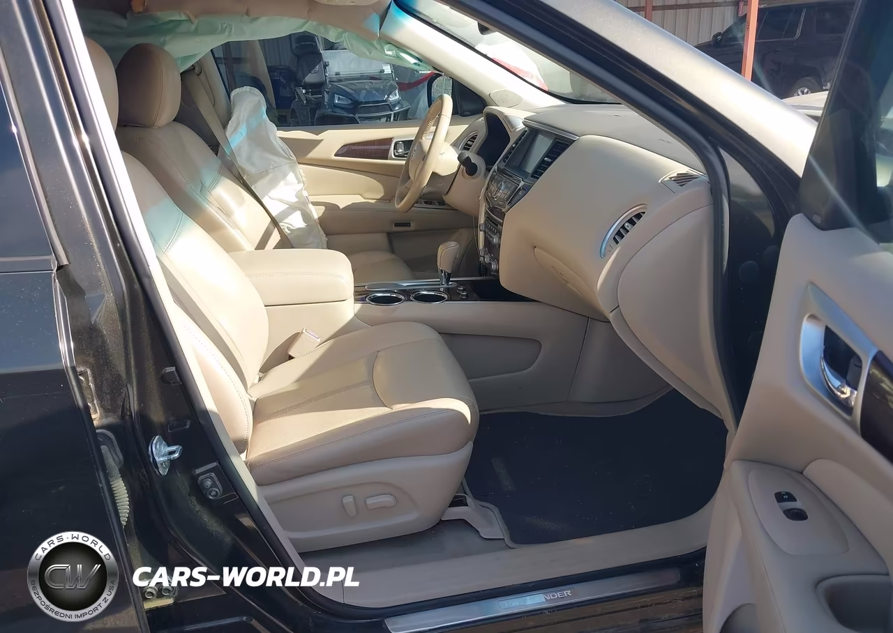 2015 Nissan Pathfinder Platinum VIN:5N1AR2MNXFC674252 - 5
