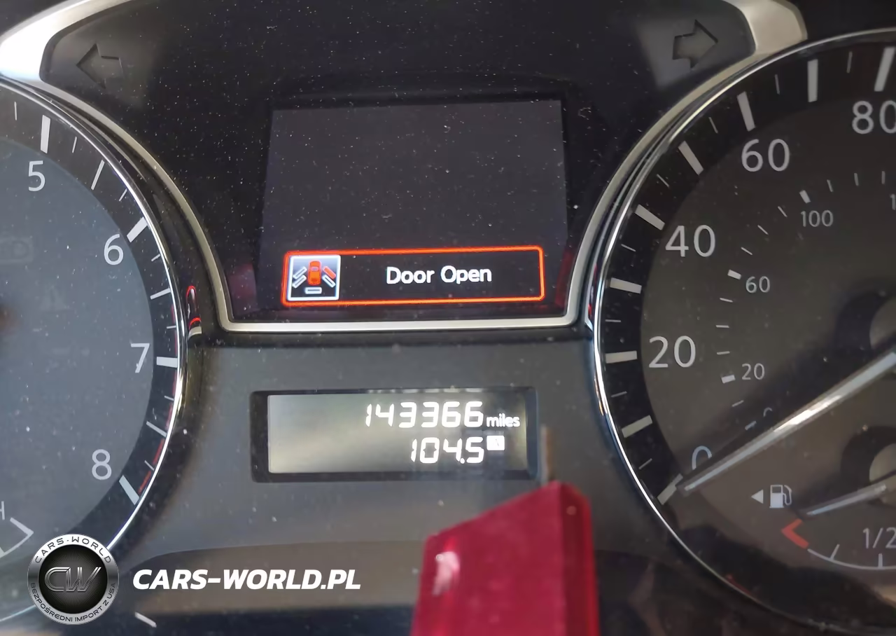 2015 Nissan Pathfinder Platinum VIN:5N1AR2MNXFC674252 - 7