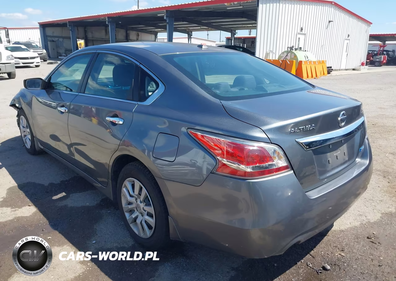 2014 Nissan Altima 2.5 S VIN:1N4AL3AP3EN377883 - 3