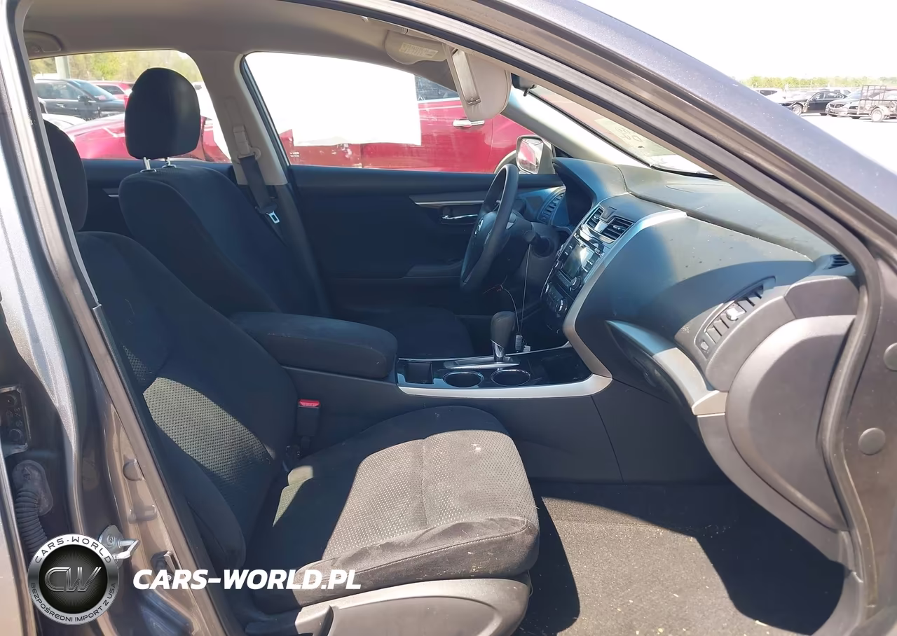 2014 Nissan Altima 2.5 S VIN:1N4AL3AP3EN377883 - 5