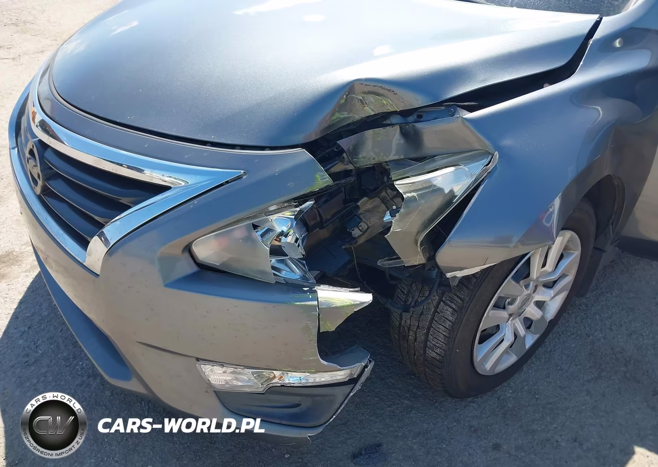 2014 Nissan Altima 2.5 S VIN:1N4AL3AP3EN377883 - 6