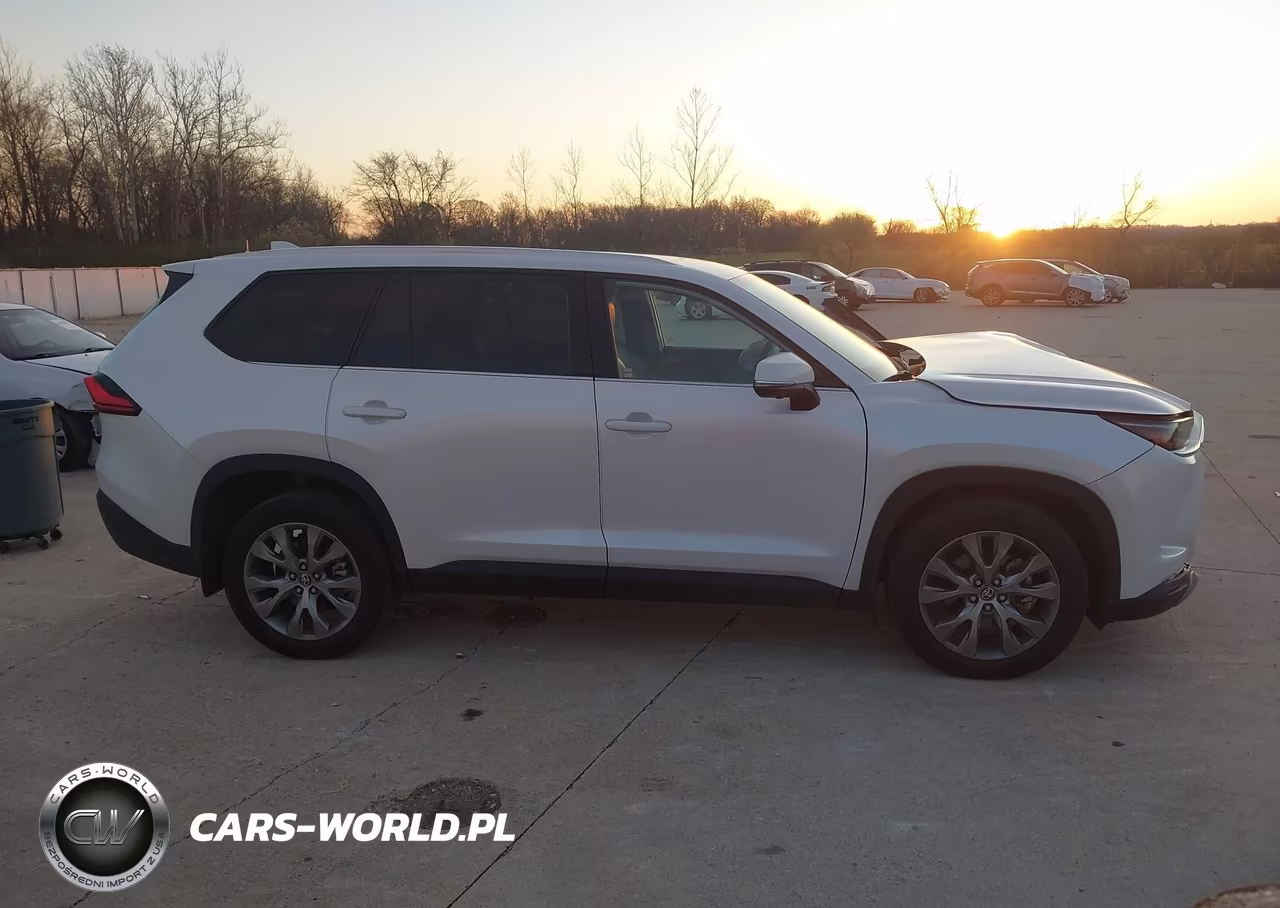 2024 Toyota Grand Highlander Limited VIN:5TDAAAB58RS033242 - 14