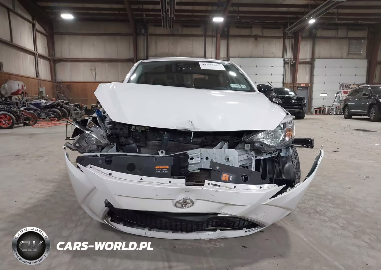 2020 Toyota Yaris Le VIN:3MYDLBYV3LY708565 - 13