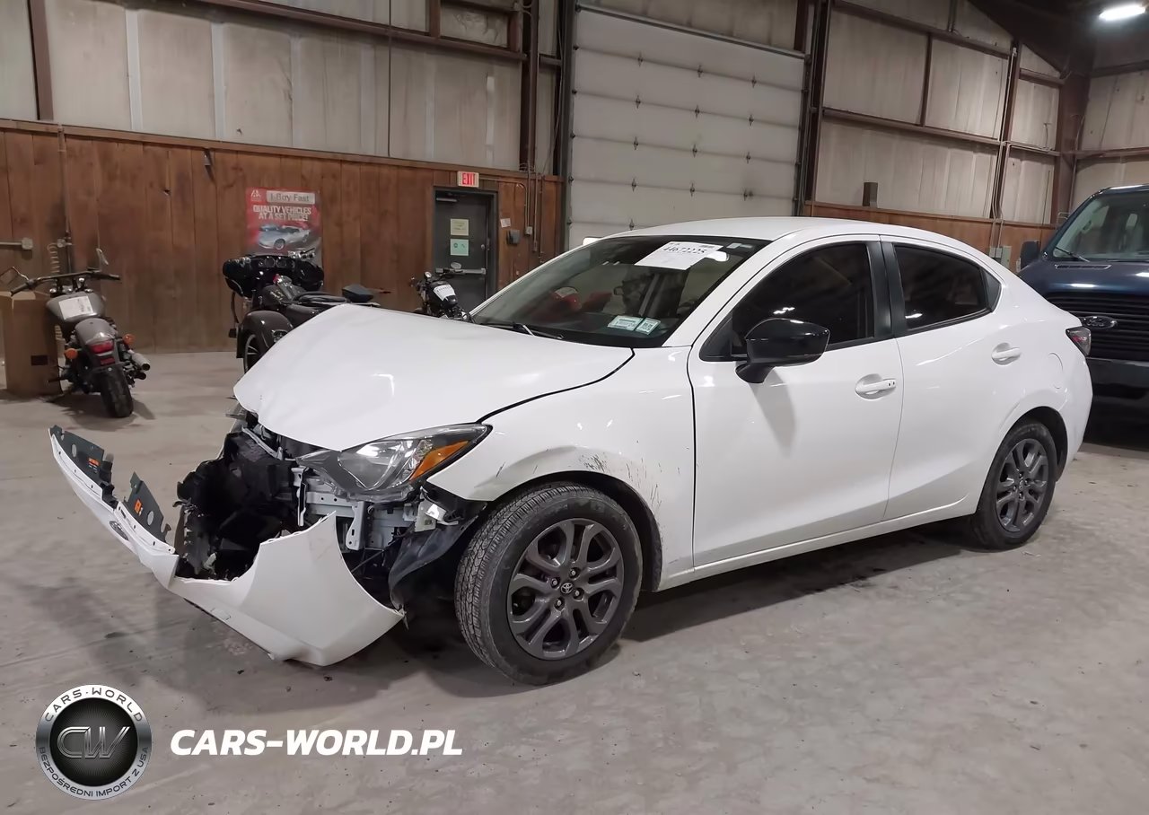 2020 Toyota Yaris Le VIN:3MYDLBYV3LY708565 - 2