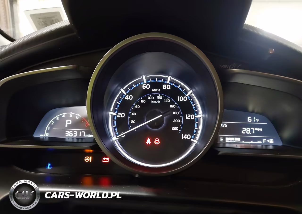 2020 Toyota Yaris Le VIN:3MYDLBYV3LY708565 - 7