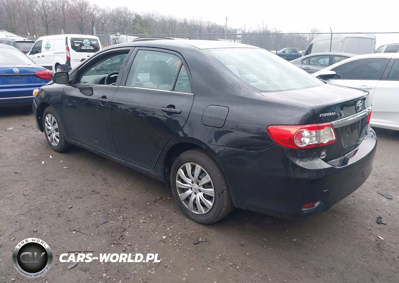 2013 Toyota Corolla Le VIN:2T1BU4EE8DC106085 - 3
