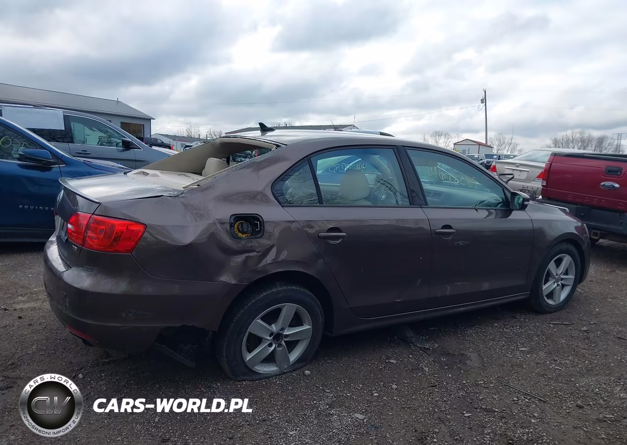 2011 Volkswagen Jetta 2.0L Tdi VIN:3VWLL7AJ8BM118783 - 13