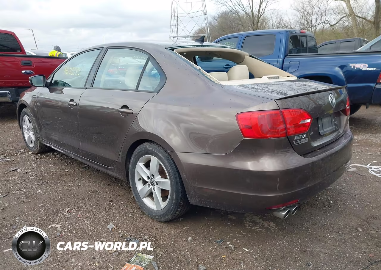2011 Volkswagen Jetta 2.0L Tdi VIN:3VWLL7AJ8BM118783 - 3