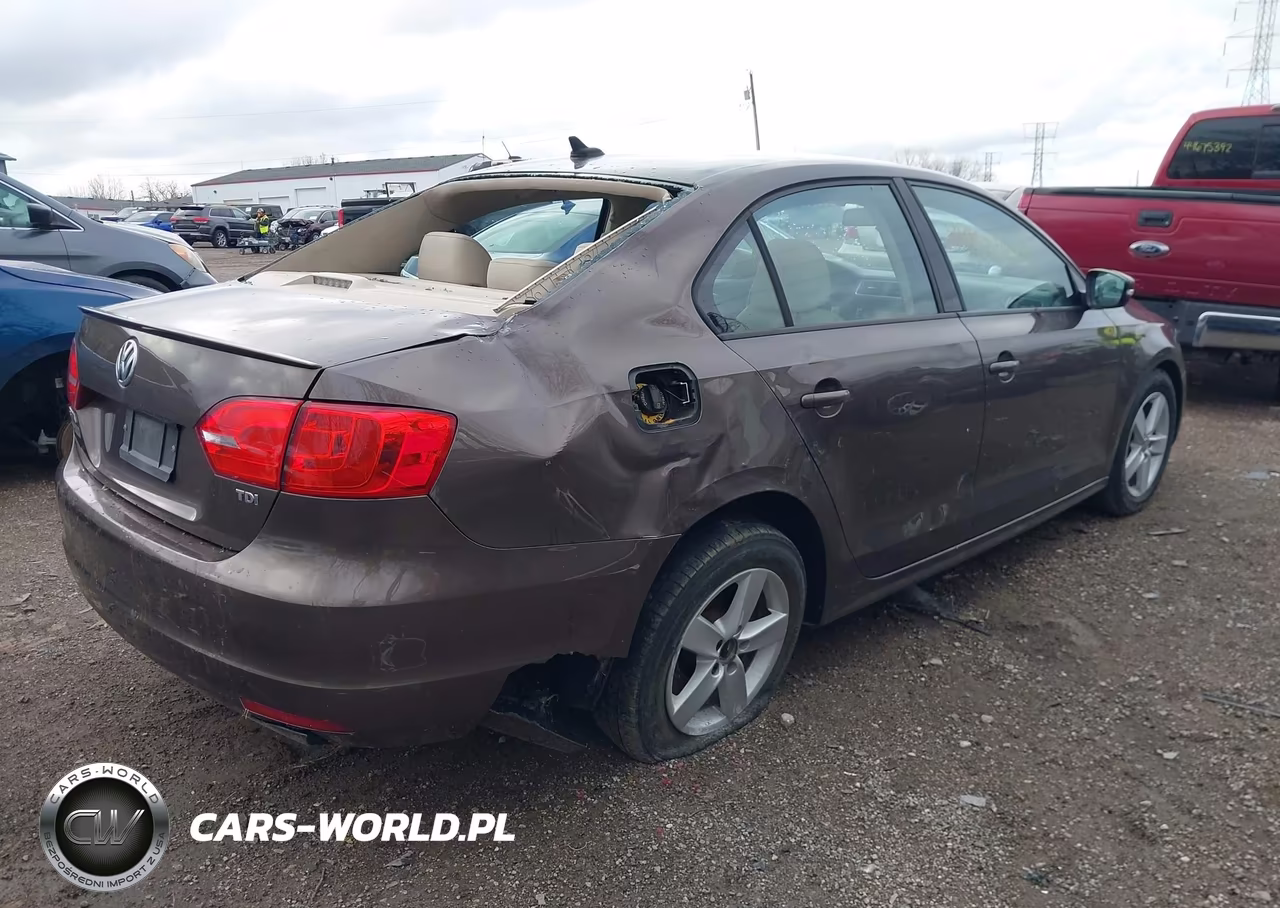 2011 Volkswagen Jetta 2.0L Tdi VIN:3VWLL7AJ8BM118783 - 4